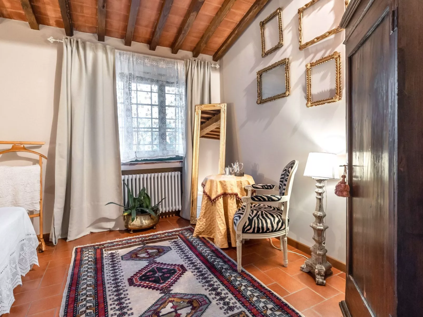 Mit Privatparkplatz - Binnen