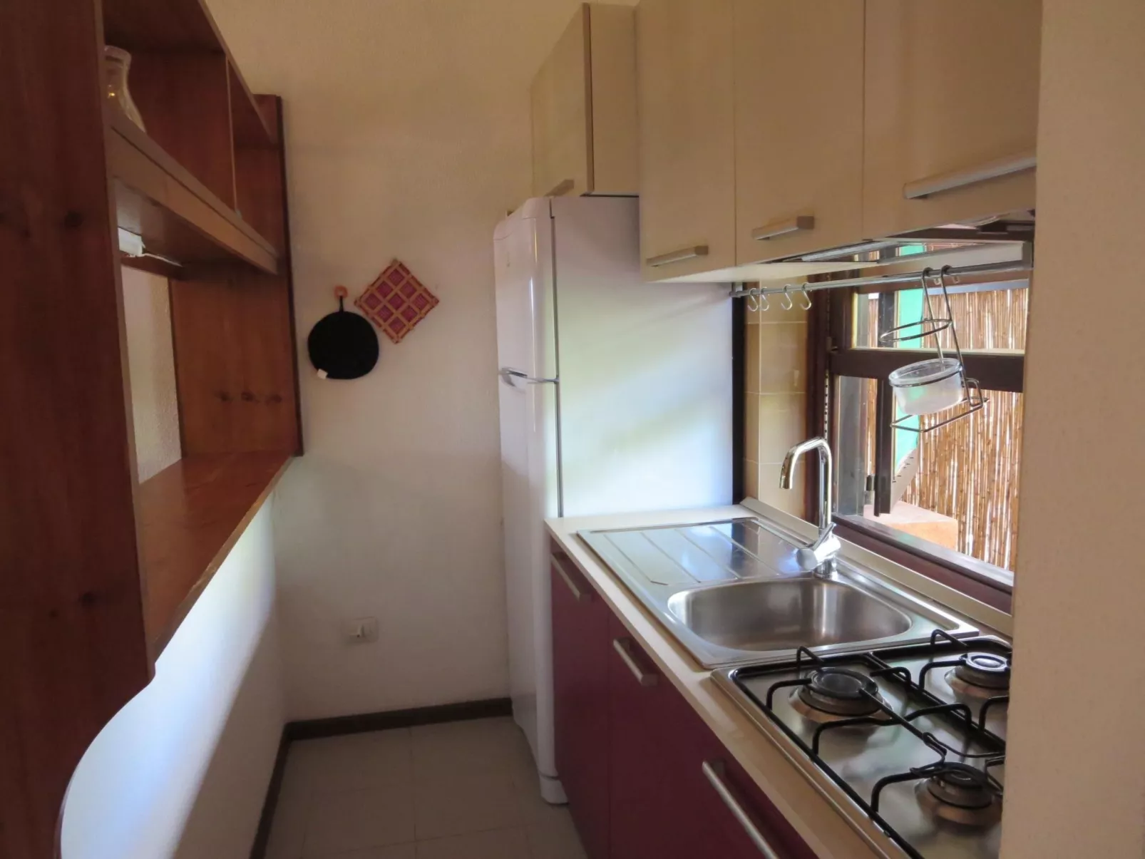 Trilo Mulbery mit großem Garten-Image-tags.info