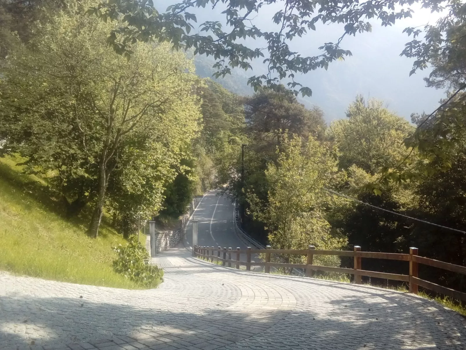 Wohnung im ersten Stock mit schönem Seeblick-Buiten