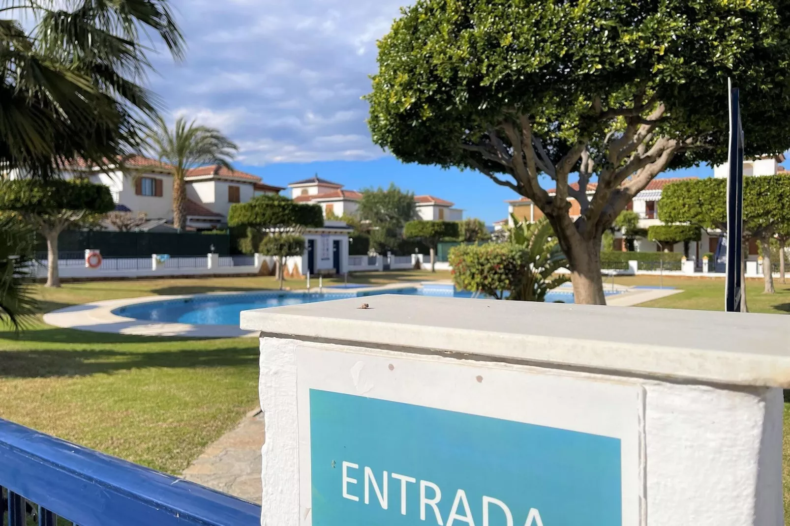 Apartamento Planta Baja con terraza-Zwembad