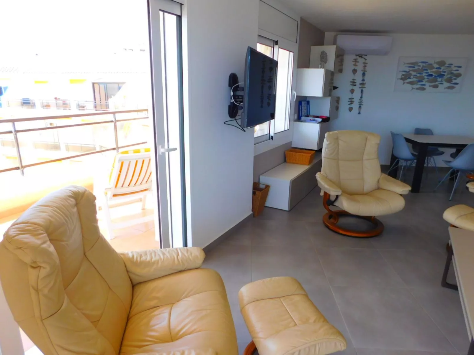 Appartement in Roses mit Großer Terrasse und Meerblick-Image-tags.info