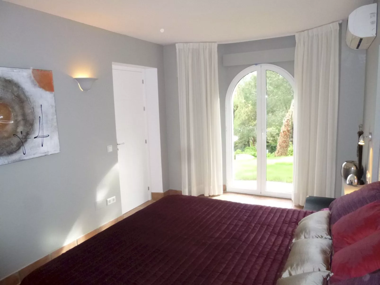 Gemütliches 1-Zimmer-Apartment mit eigener Terrasse-Binnen