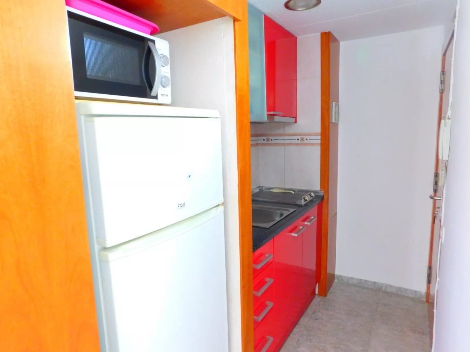 A-241 Saisonale Vermietung Studio Roses-Binnen