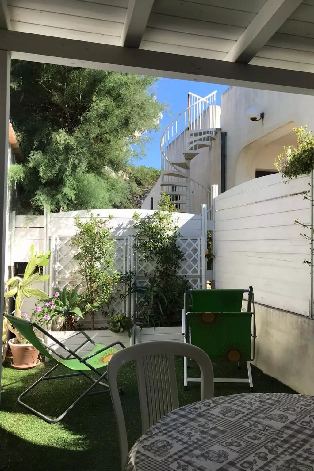 Strandhauswohnung mit Wasserblick-Buiten
