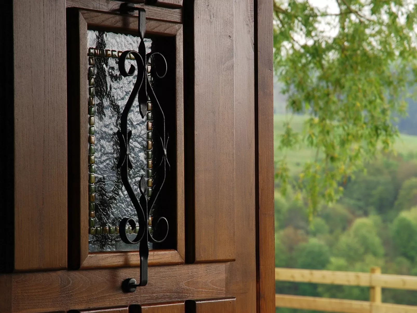 Fachwerkhaus mit Garten-Image-tags.info