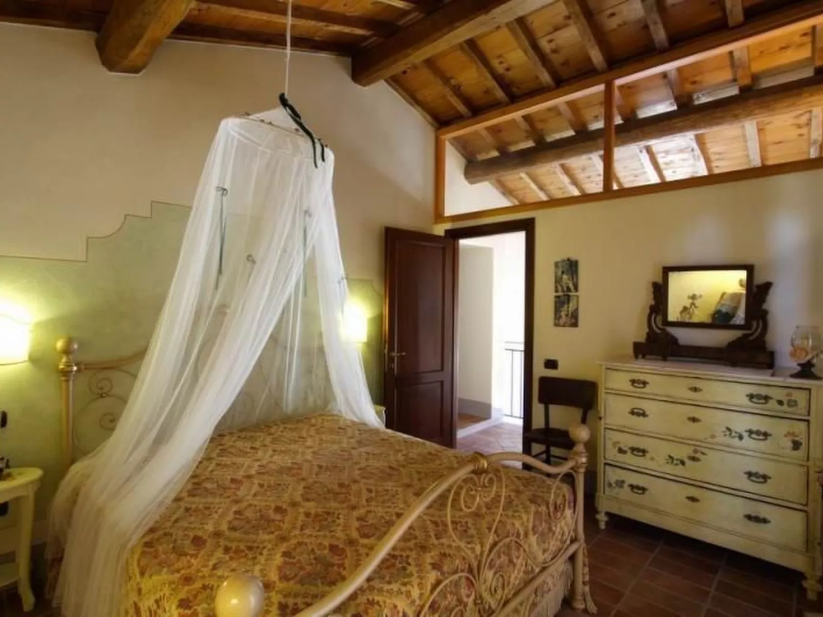 Schönes Ferienhaus in Gambassi Terme mit Privatem Pool-Binnen