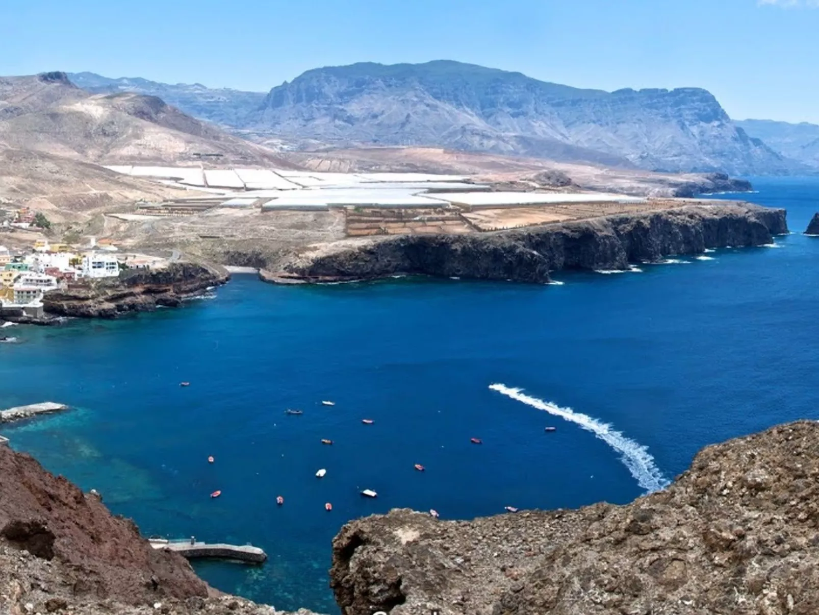 Wohnung "Faro de Sardina" mit Blick aufs Wasser-Buiten