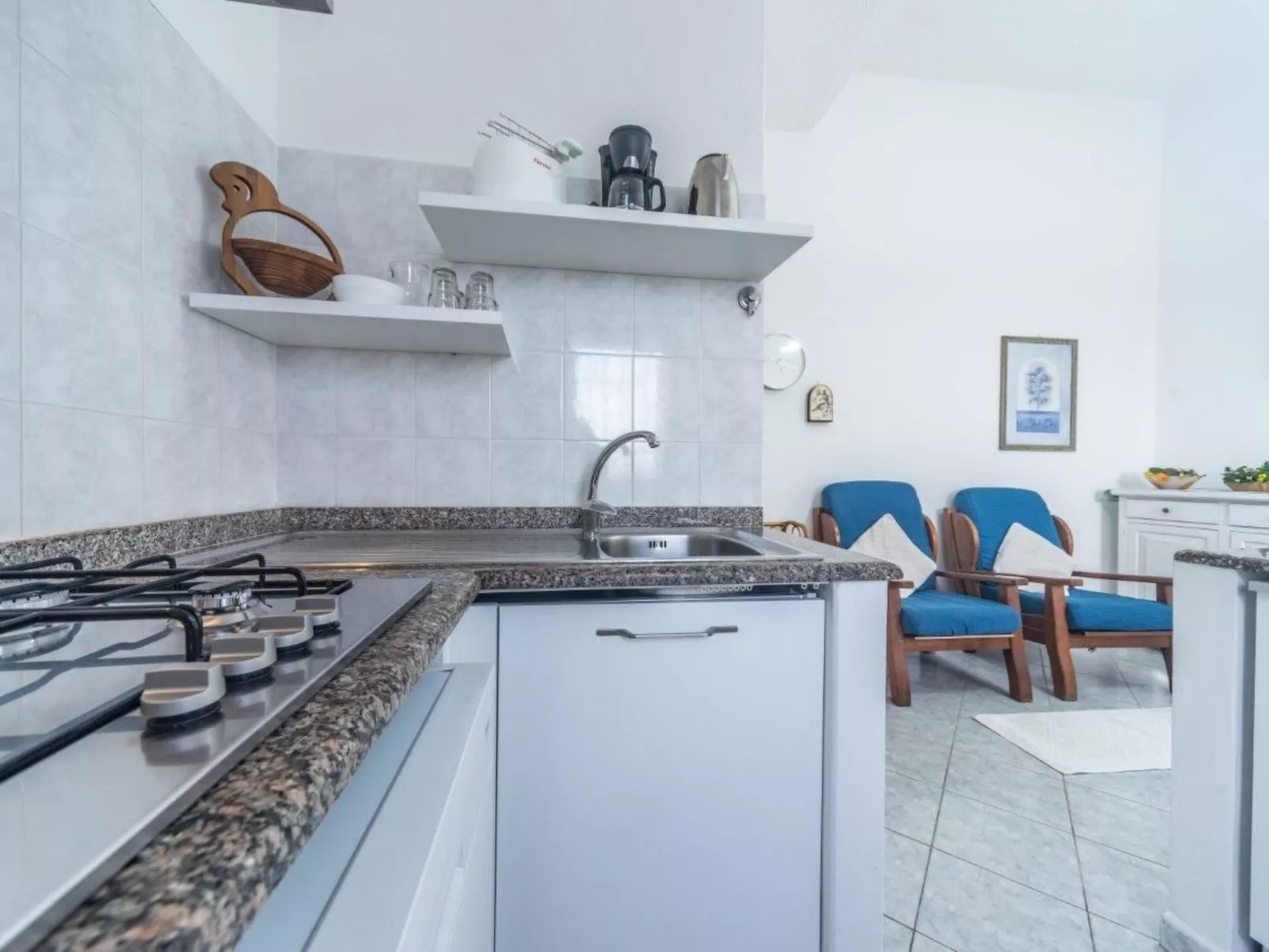 Wohnung in Villa am Meer und mit Meerblick-Image-tags.info