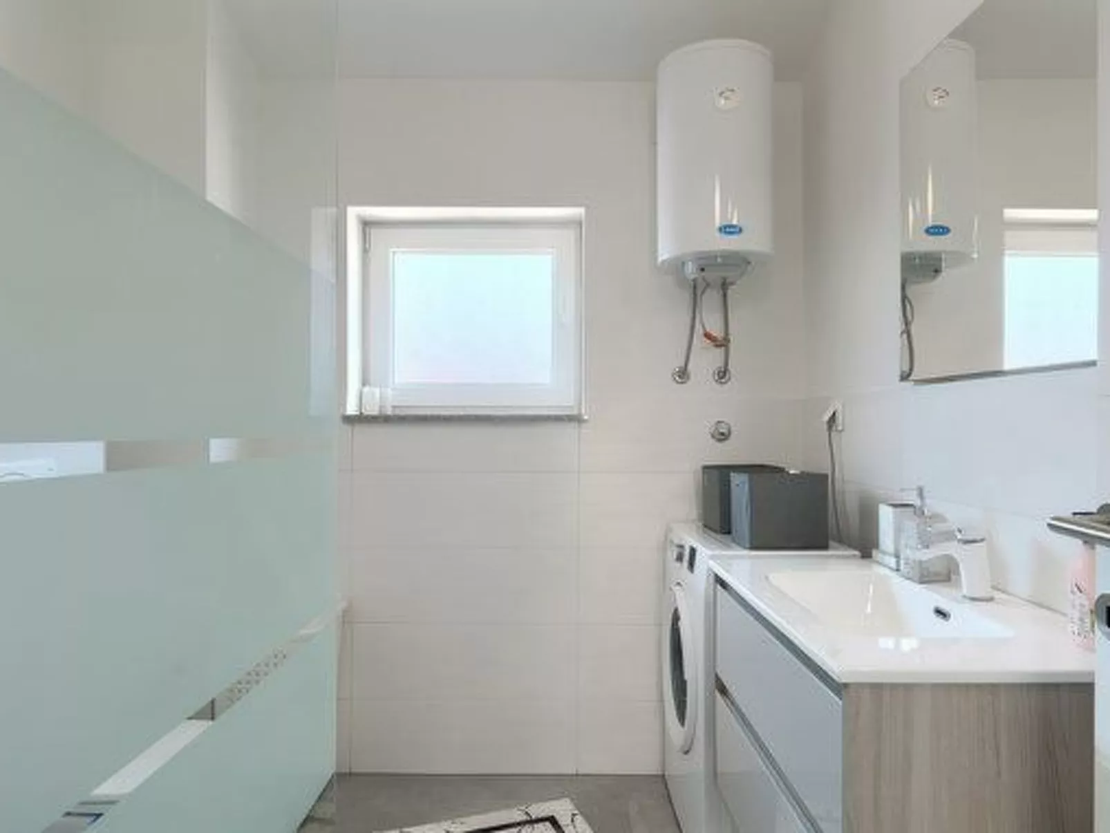 Villa Sarah-Image-tags.info