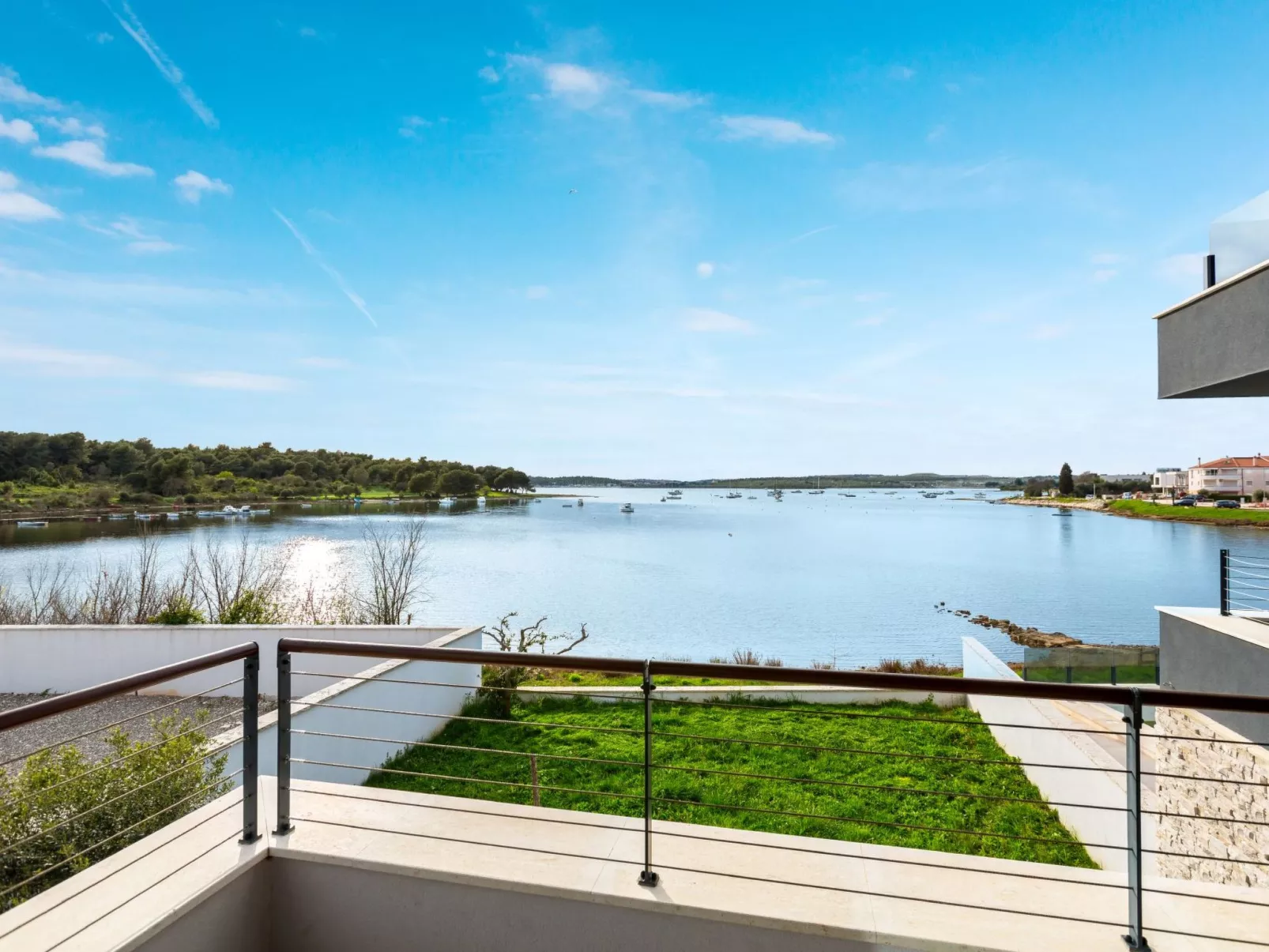 Vizula - Aurelia Maris-Buiten