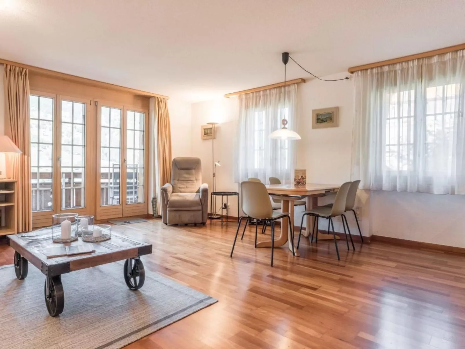 Apartment St. Louis 2.5-Image-tags.info