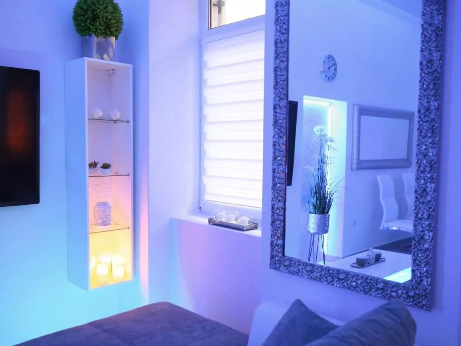 Mit Hot Tub-Image-tags.info