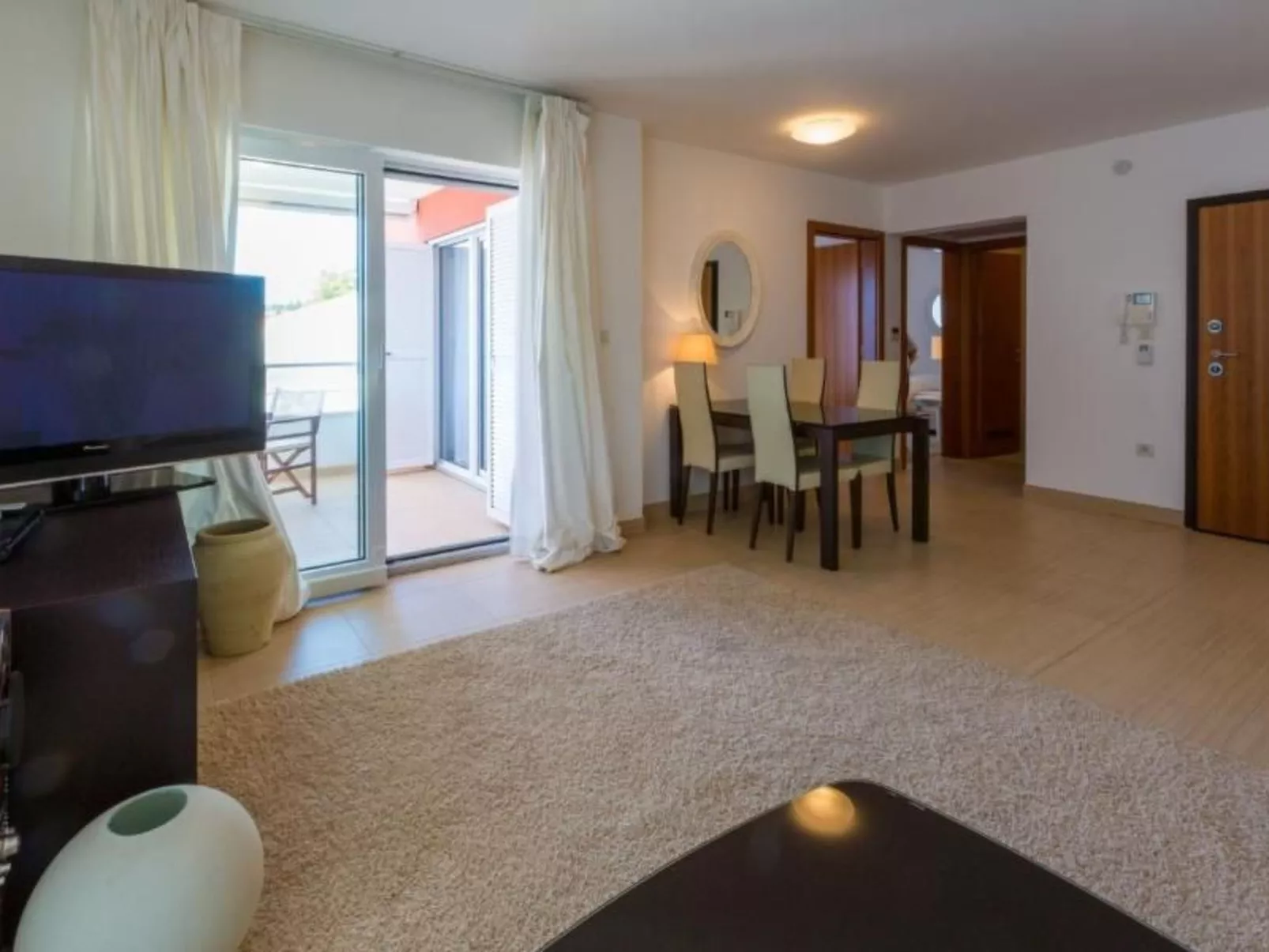 Golden View-Image-tags.info