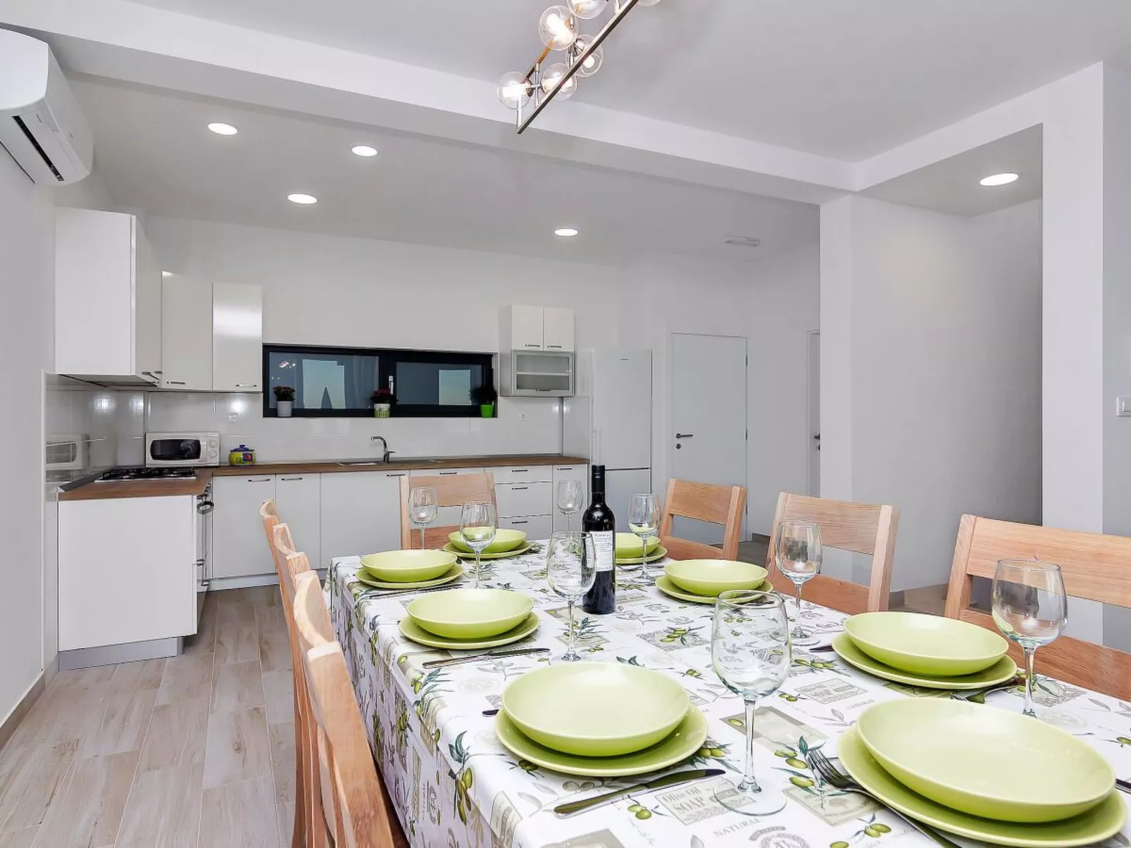 "Villa Maslina" mit Privatparkplatz-Image-tags.info