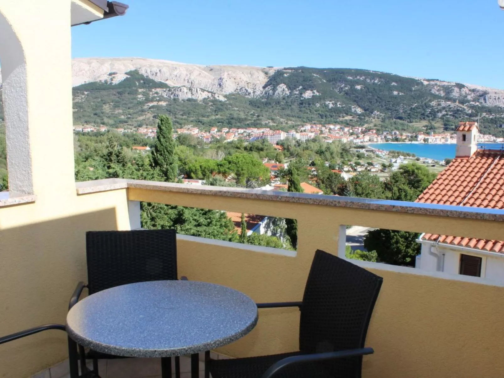 In Baška mit Eigenem Balkon-Buiten