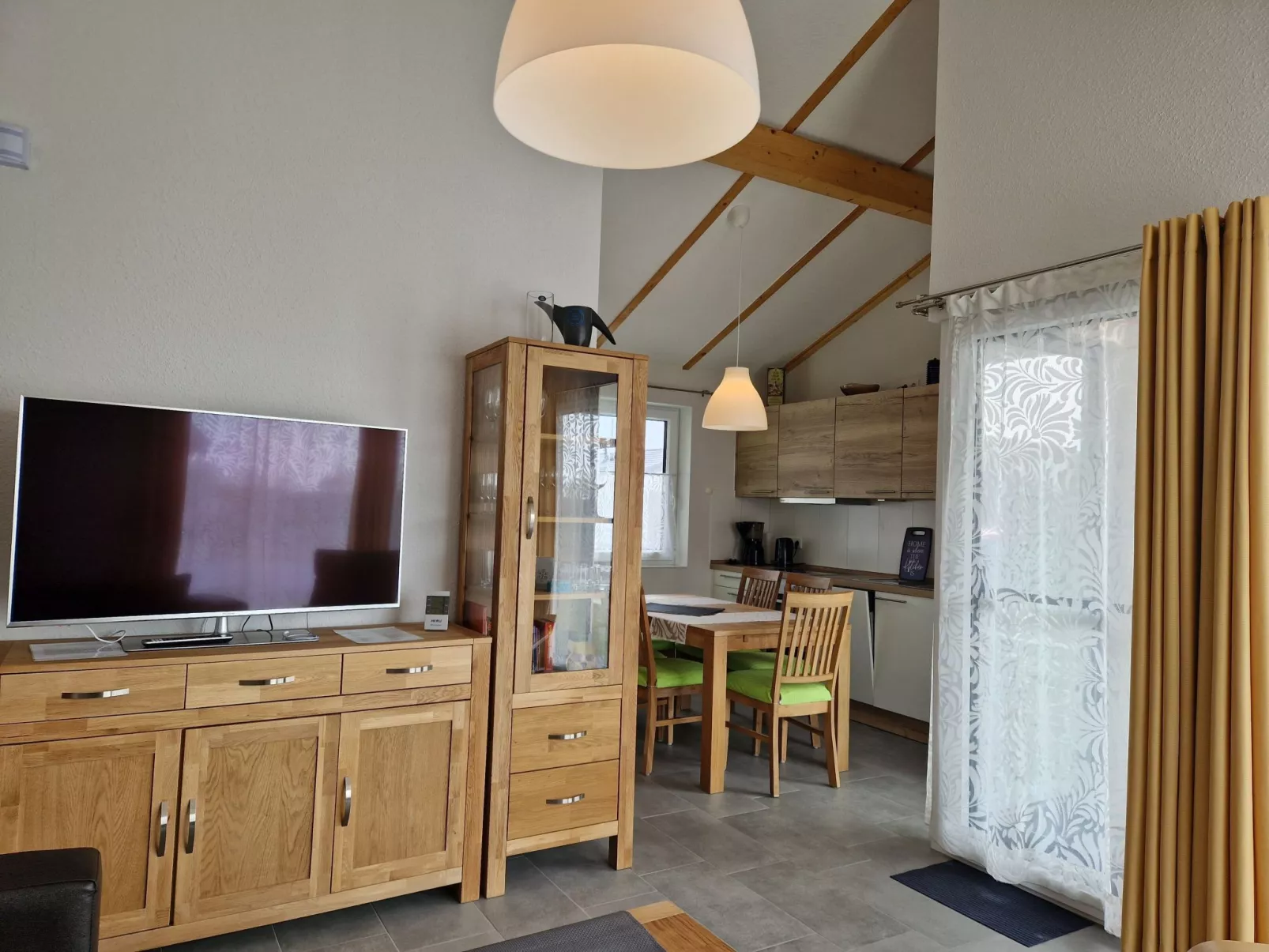 G8 freistehendes Ferienhaus mit Gartenhaus-Binnen