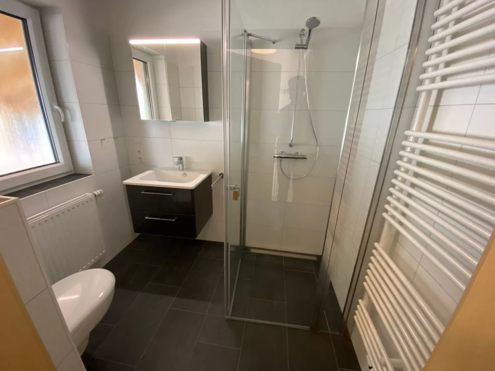 N3 Charmantes eingezäuntes Ferienhaus mit Garten-Binnen