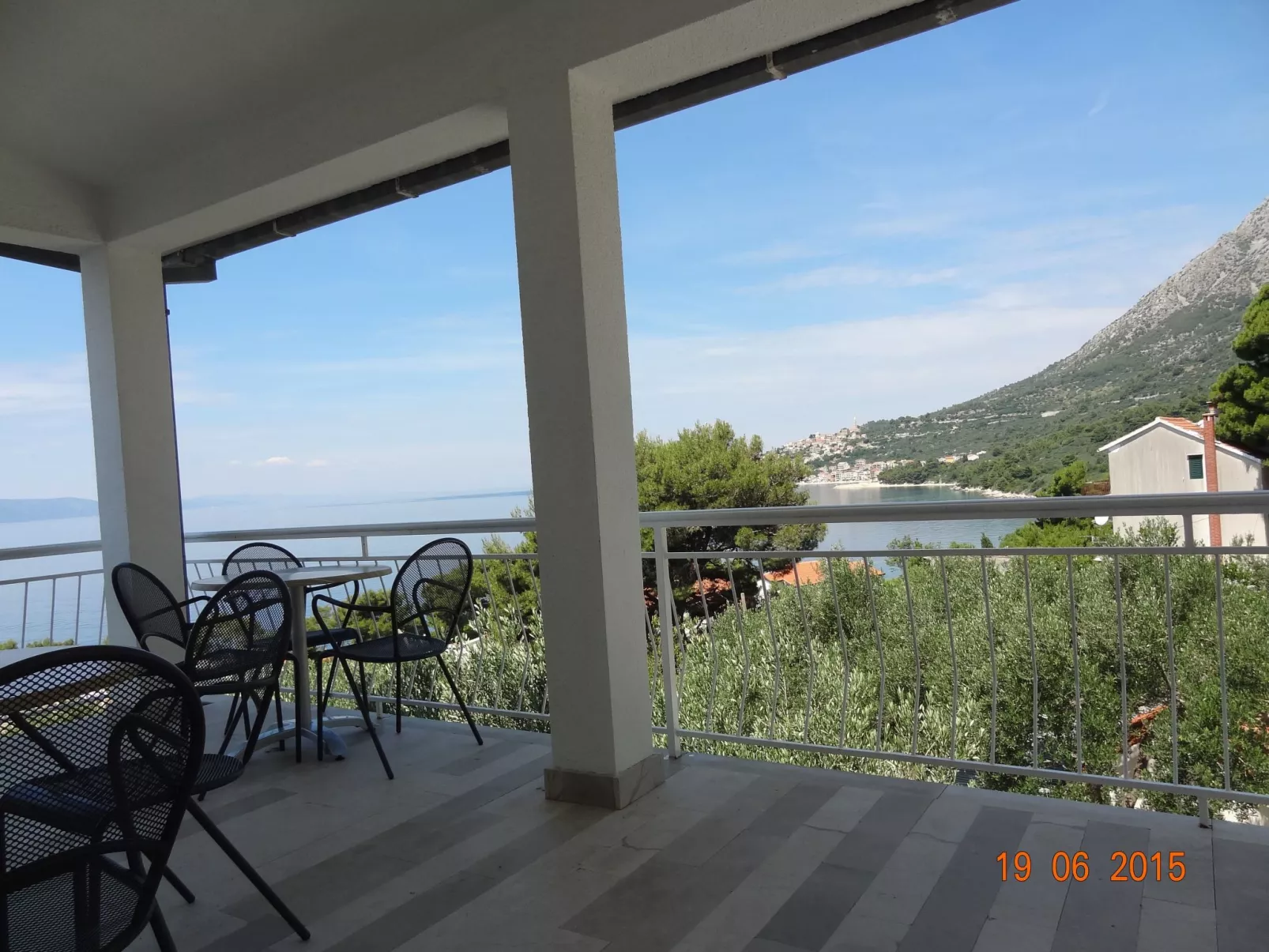 Komfortables Studio-Apartment mit Meerblick-Buiten