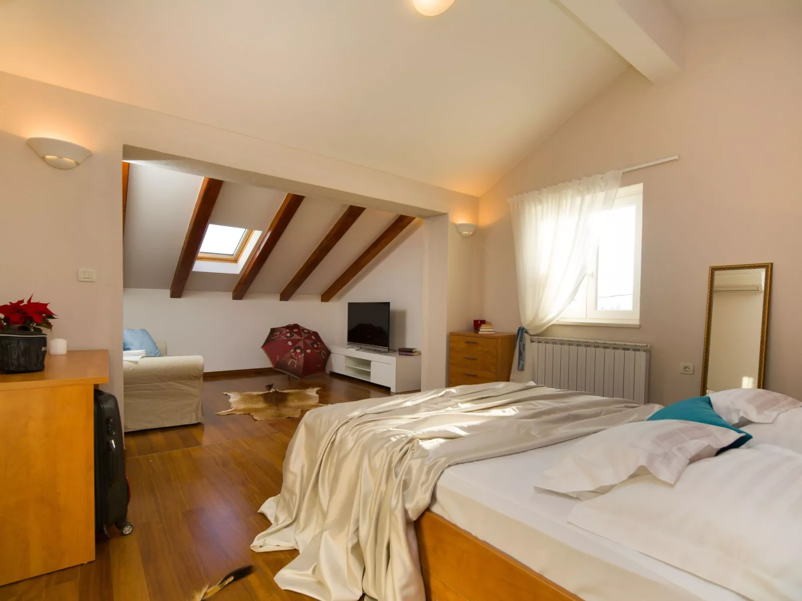 Ferienvilla mit Garten, Grill und Terrasse-Binnen