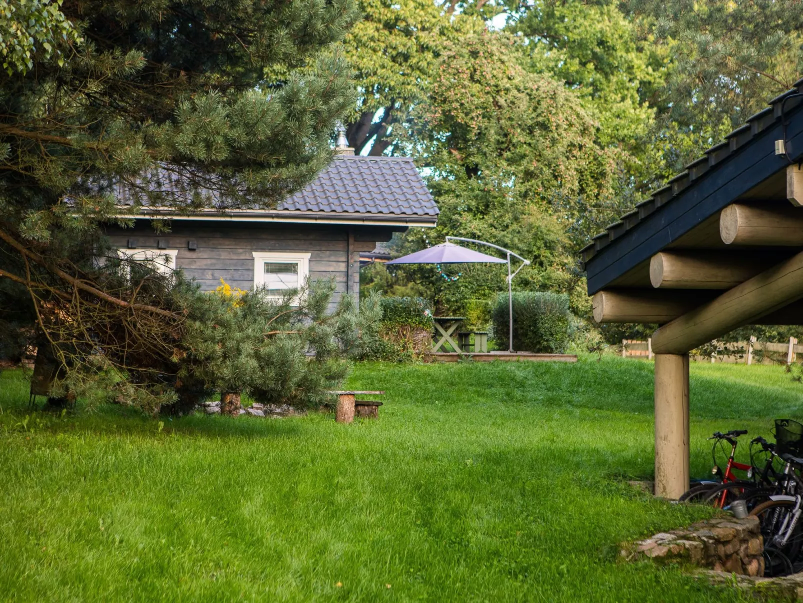 Haus des Kreises-Buiten