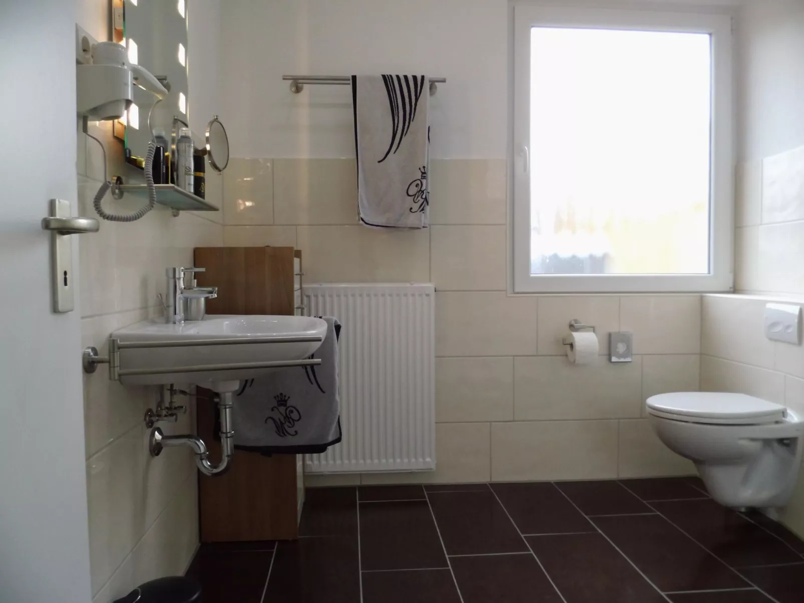 Fewo "Edison"-Image-tags.info