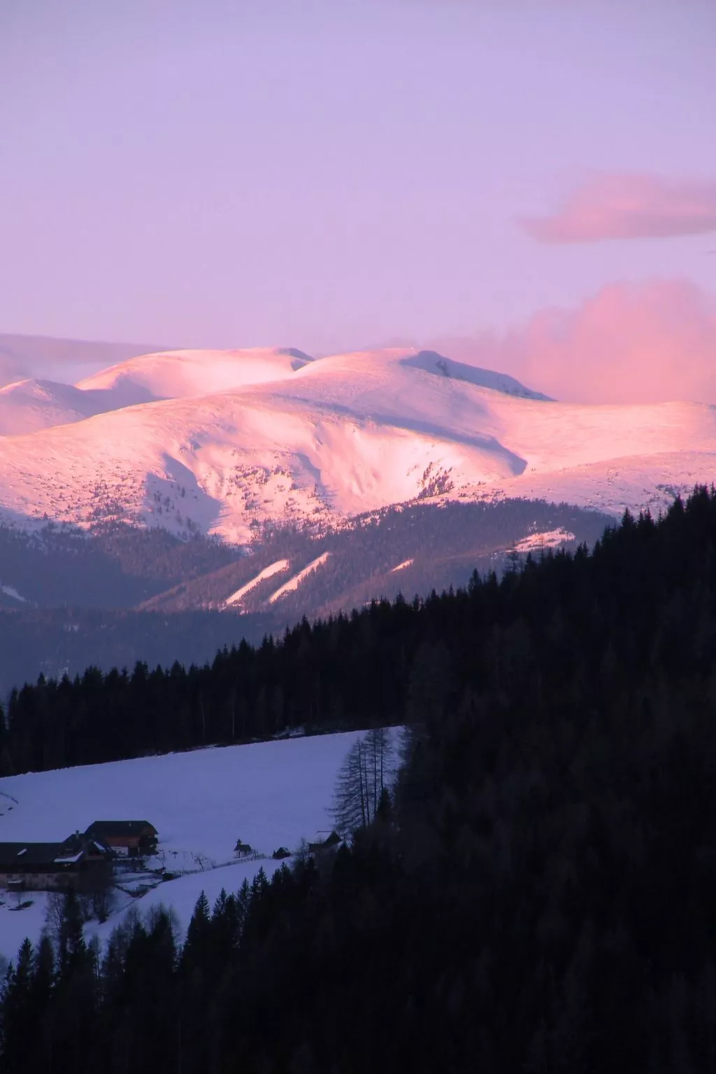 Modernes Ferienhaus in Granitzen mit Grill-Buiten