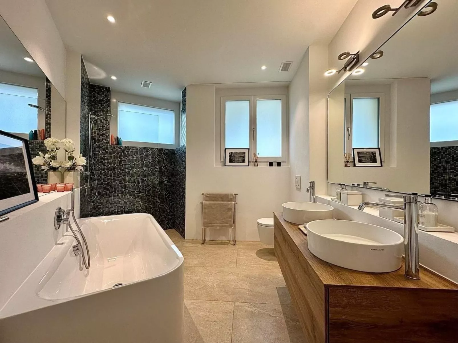 "Lakeview" - a design holiday home-Binnen