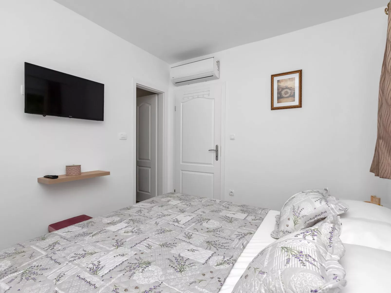 In Rašćane mit Beheiztem Pool-Binnen