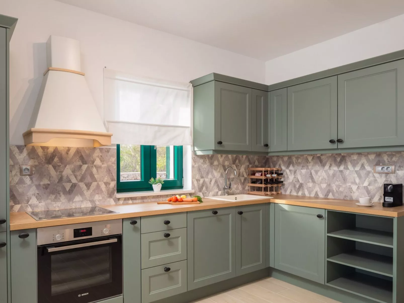 Haus für 11 Personen und 1 Kind in Razvode-Binnen