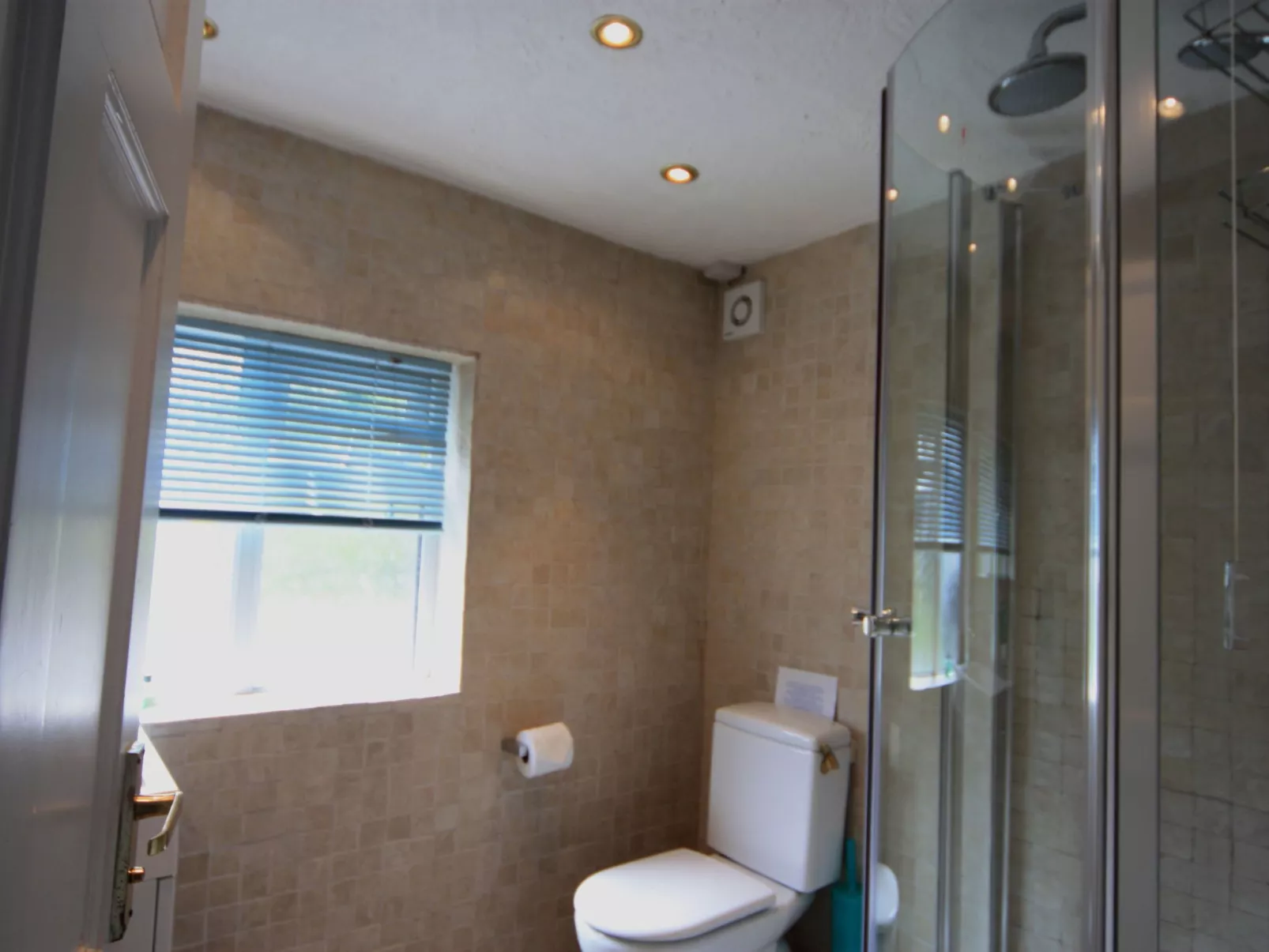 Cottage "Foxes Reach" mit Whirlpool-Buiten