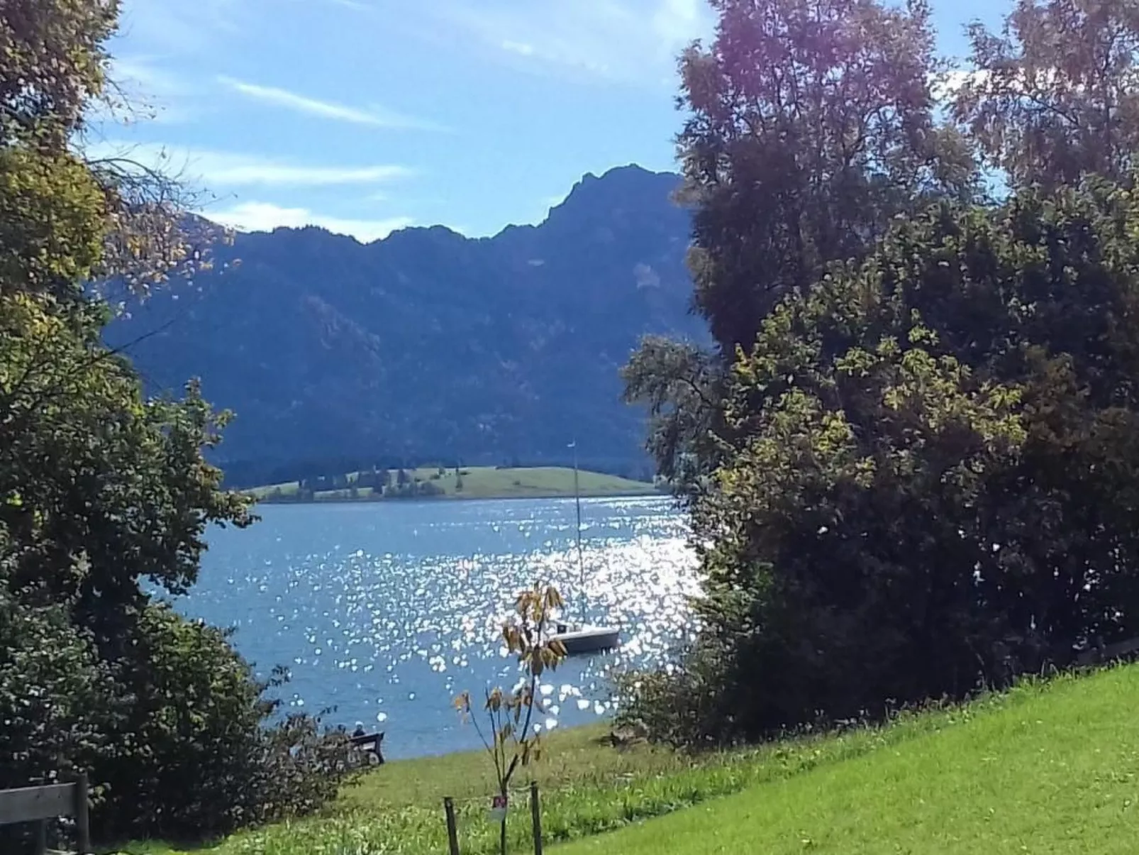 Chalet mit Blick auf das Wasser