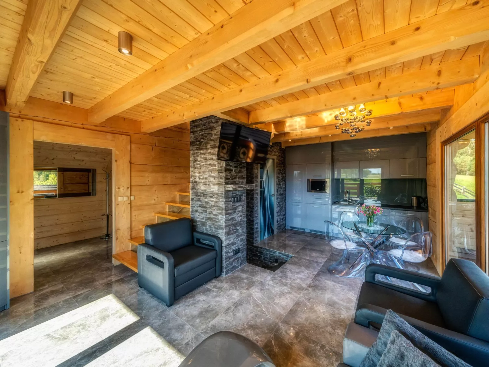 Mit Entspannung im Jacuzzi-Binnen