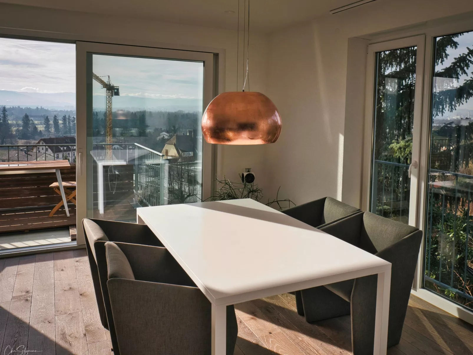 Panoramahaus & Pool-Binnen