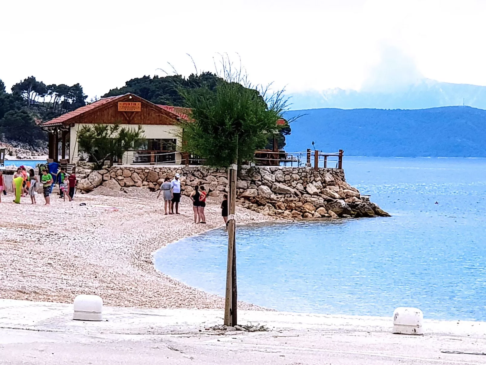 Wohnung in Drašnice mit Schönem Garten-Buiten