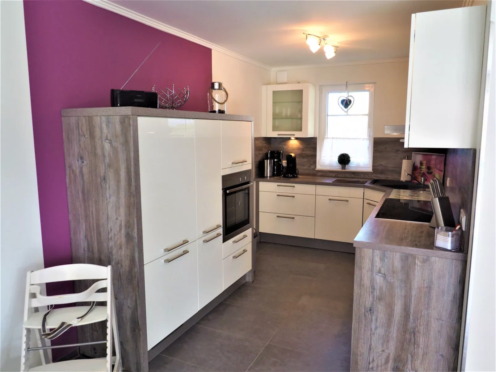 Traumhafte Reetdach-Doppelhaushälfte mit Garten