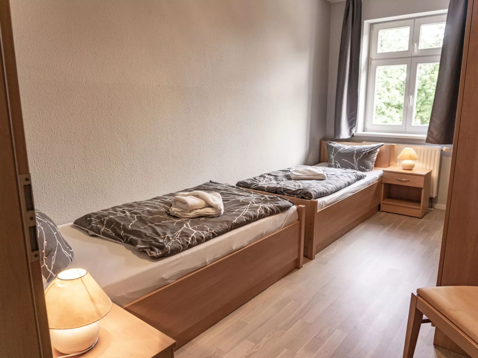 Mit Blick auf das Wasser-Binnen