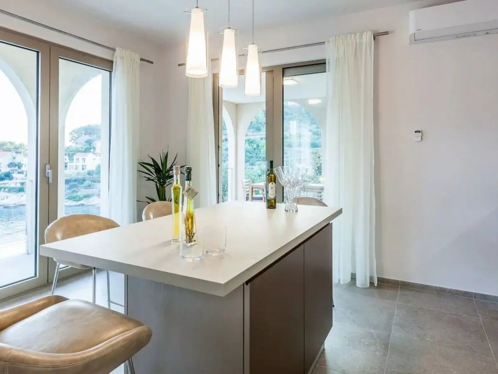 "vila Belveder" mit Infinity-Pool-Binnen