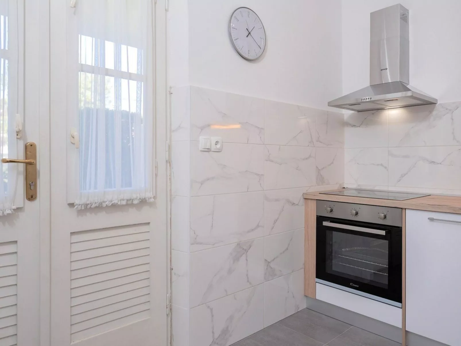 Villa "Sunshine" mit Garten, Grill und Terrasse-Image-tags.info