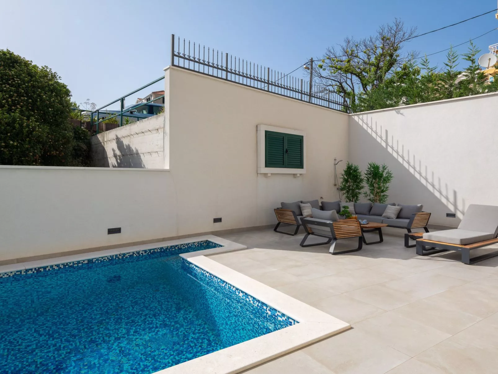 Epetium Beach Villa-Buiten