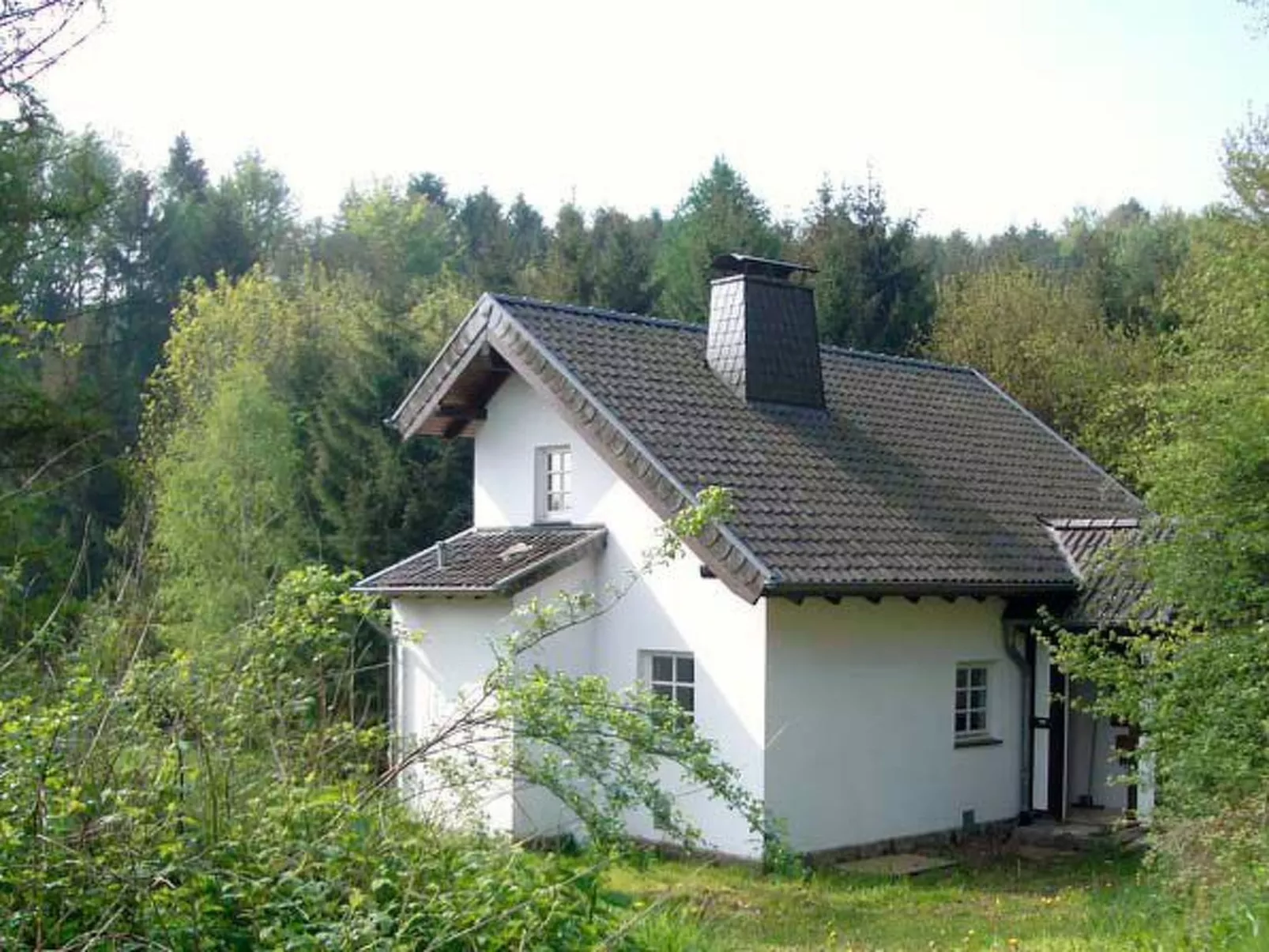 Fachwerkhaus mit Garten, Grill und Terrasse