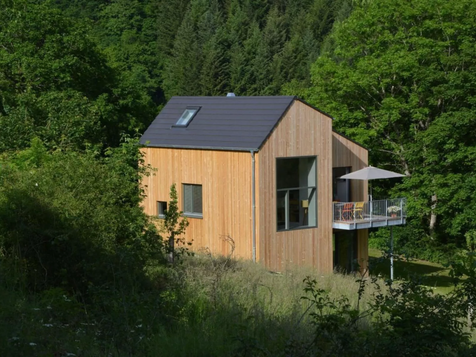 Moderner Holzhausneubau in der Eifel-Image-tags.info