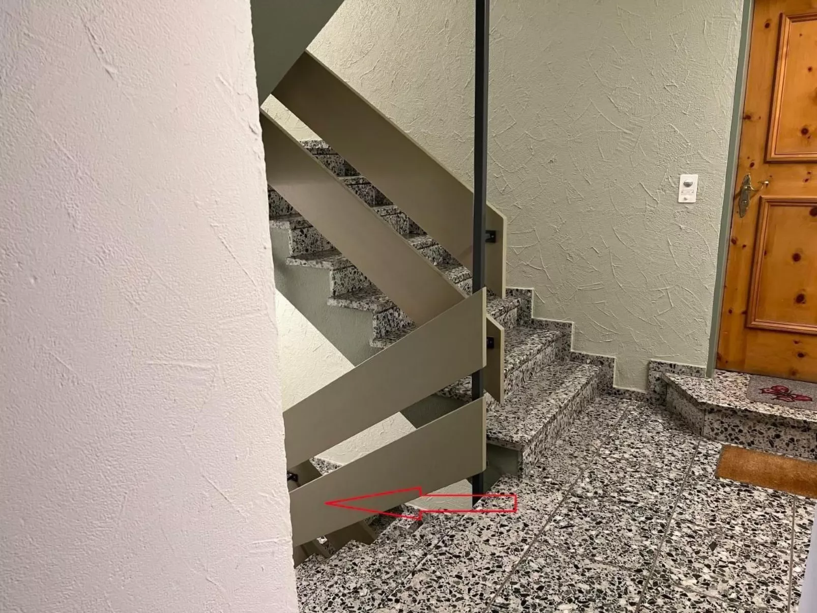 Chesa Fischer / Wohnung Palü / ÖV-Inklusive-Binnen