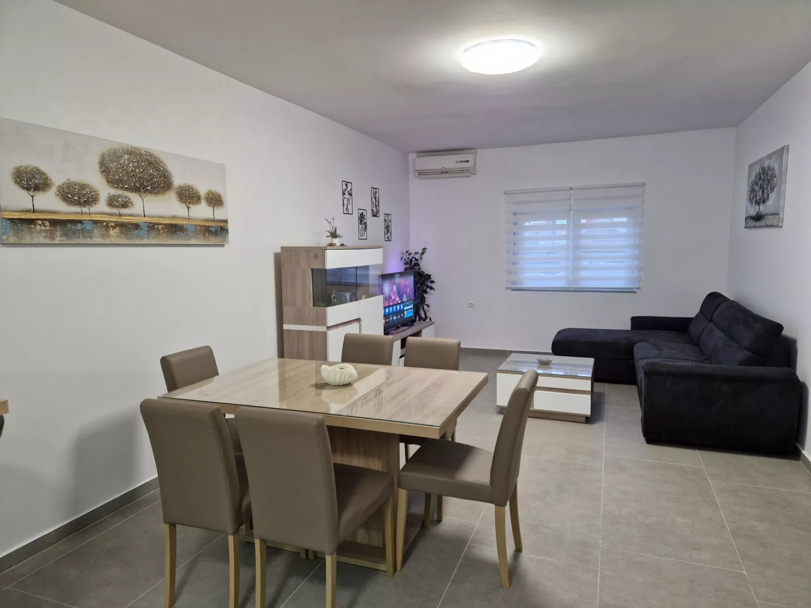 Gabriela-Image-tags.info