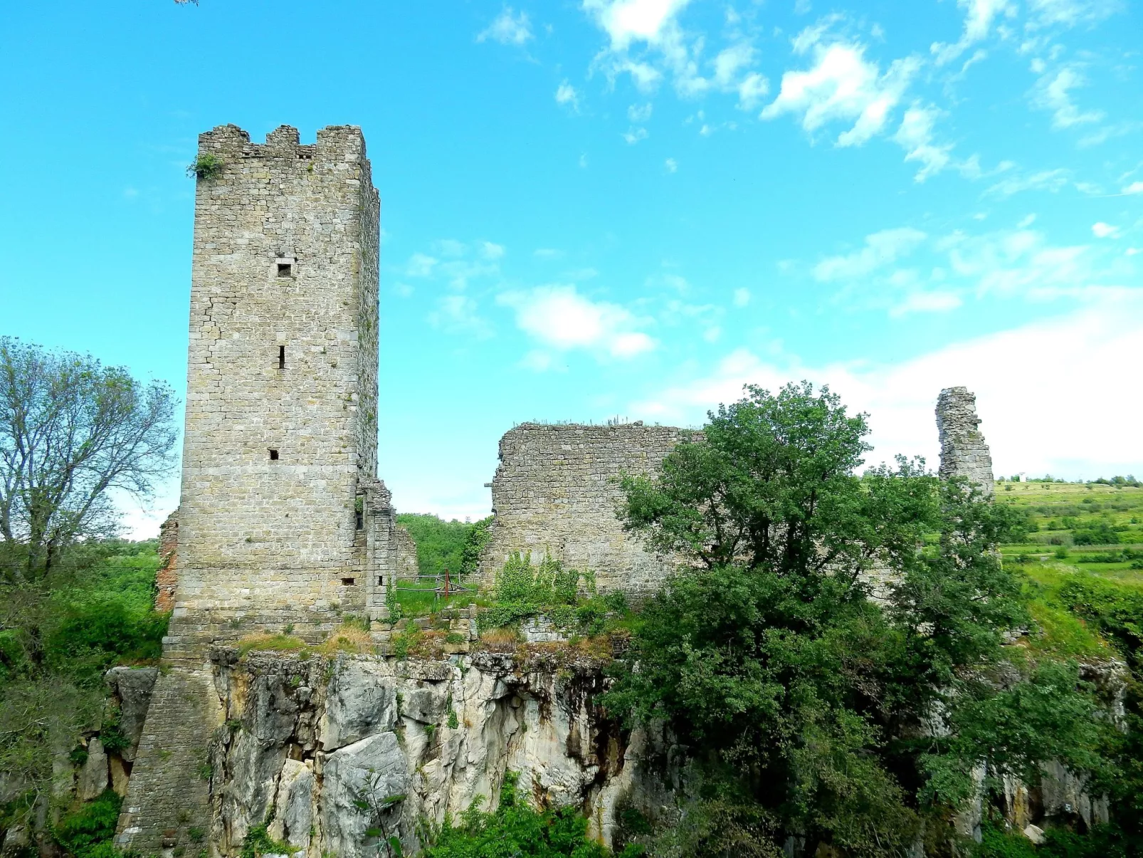 Mit privatem Pool-Buiten