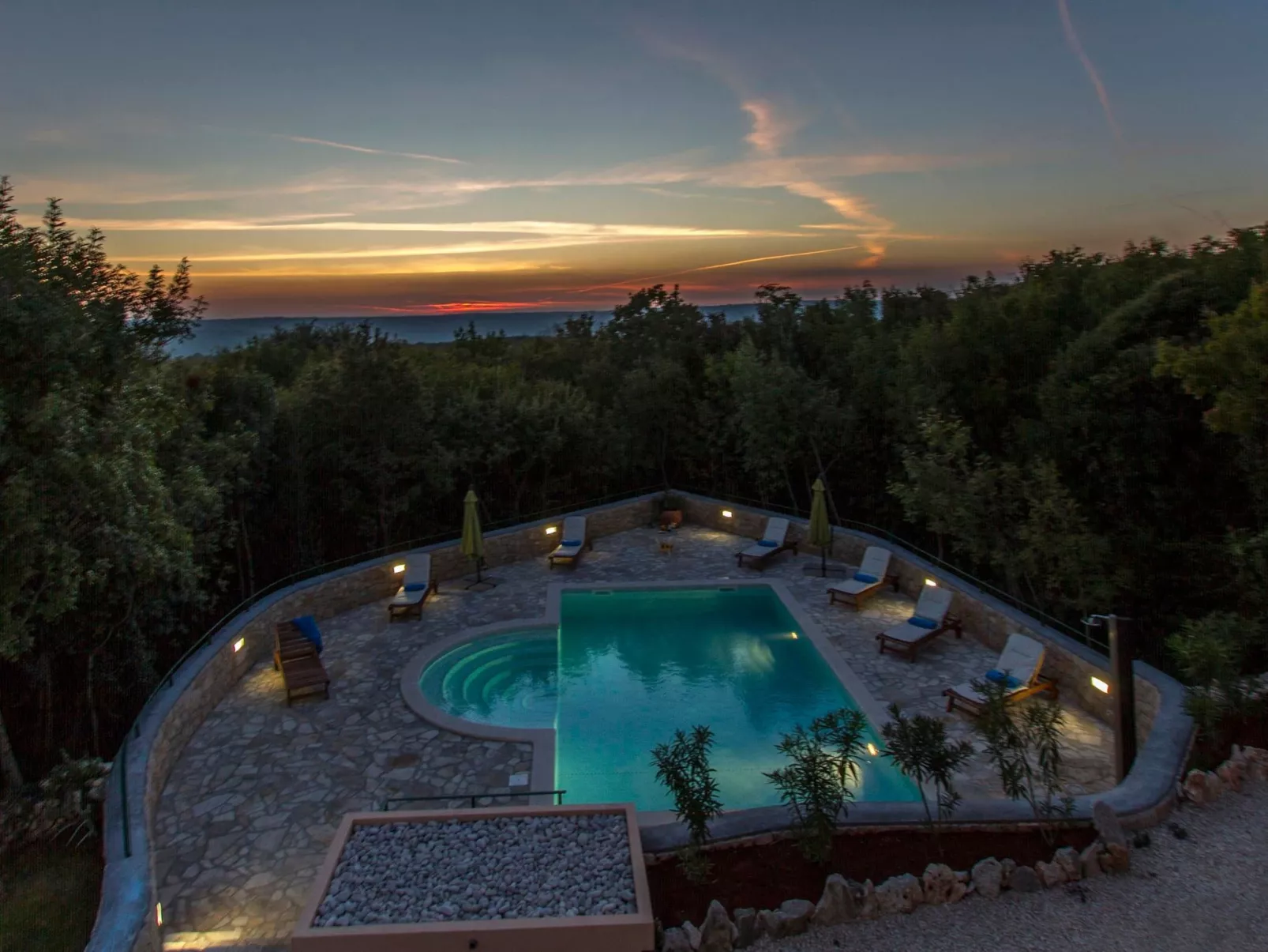 Villa Marina, mit Zugang zu zwei Gemeinschaftspools-Binnen