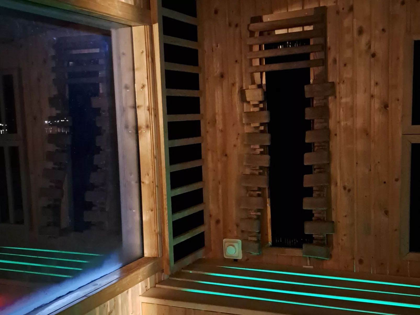 "Évika 3" mit Sauna-Binnen