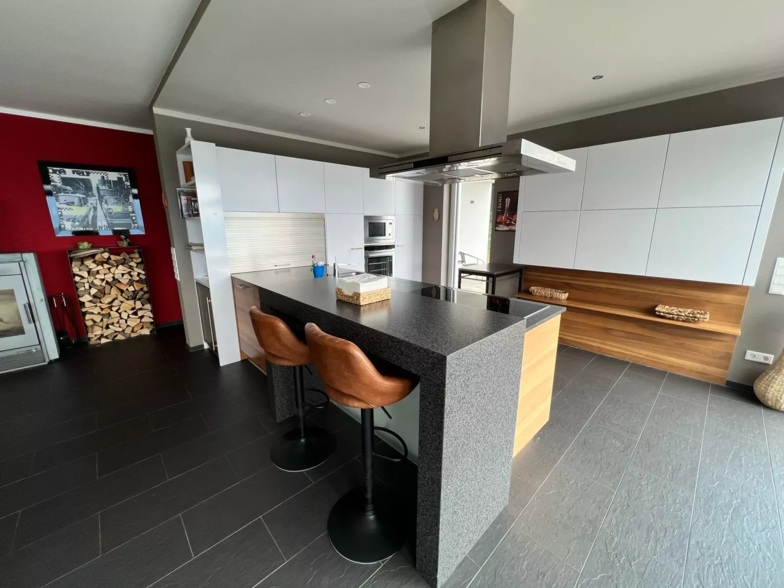 Appartement mit herrlichem Berg- und Seeblick-Binnen