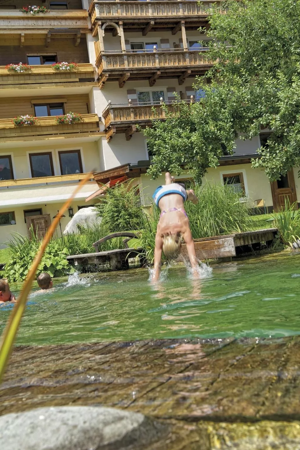 Bio-Haus # 401 - Buiten