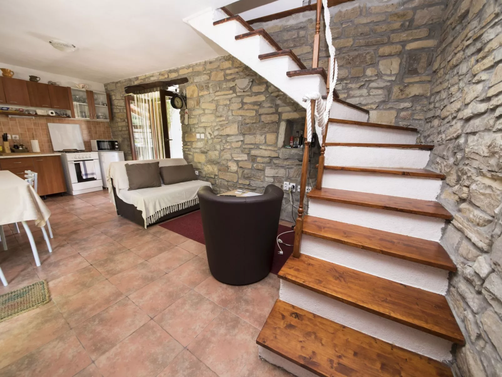 Mit eigenem Pool-Binnen