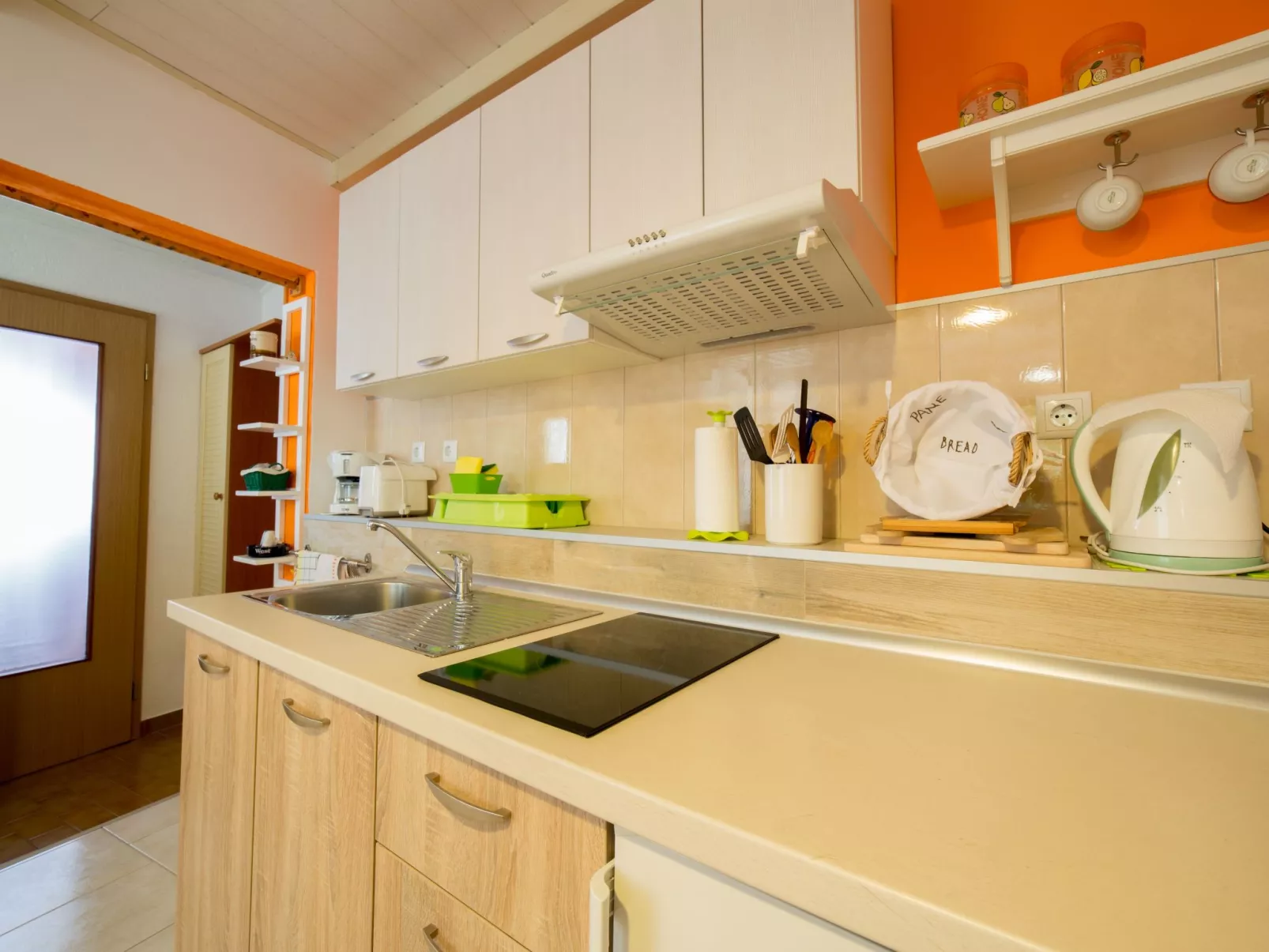 Mit Wasserblick-Binnen